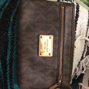 Michael Kors wristlet